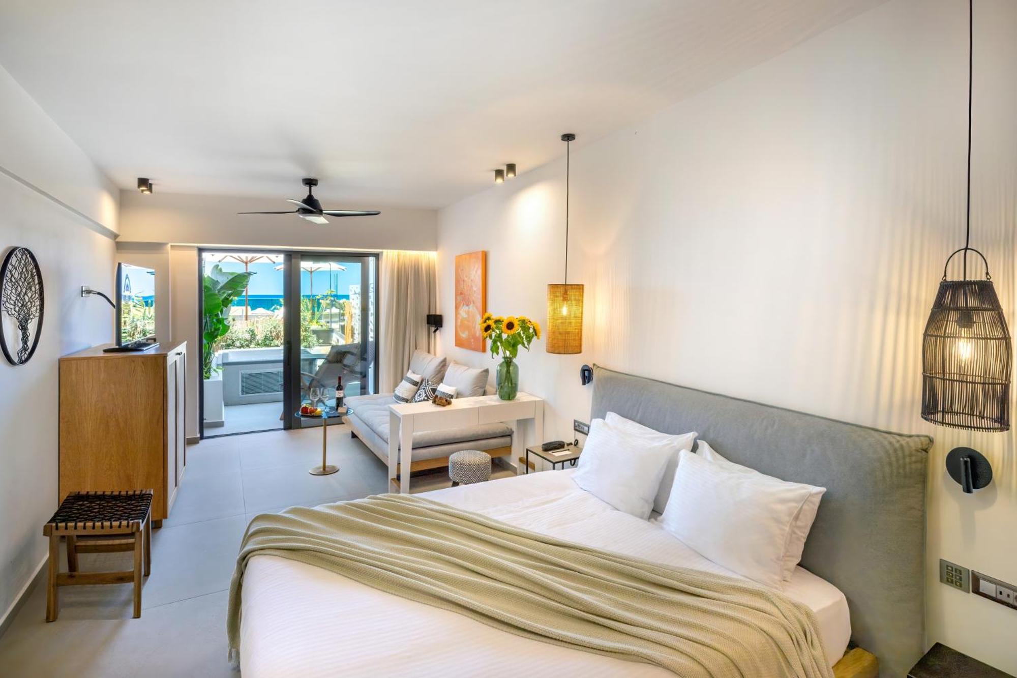 Calla Luxury Seafront Suites Réthimno Kültér fotó